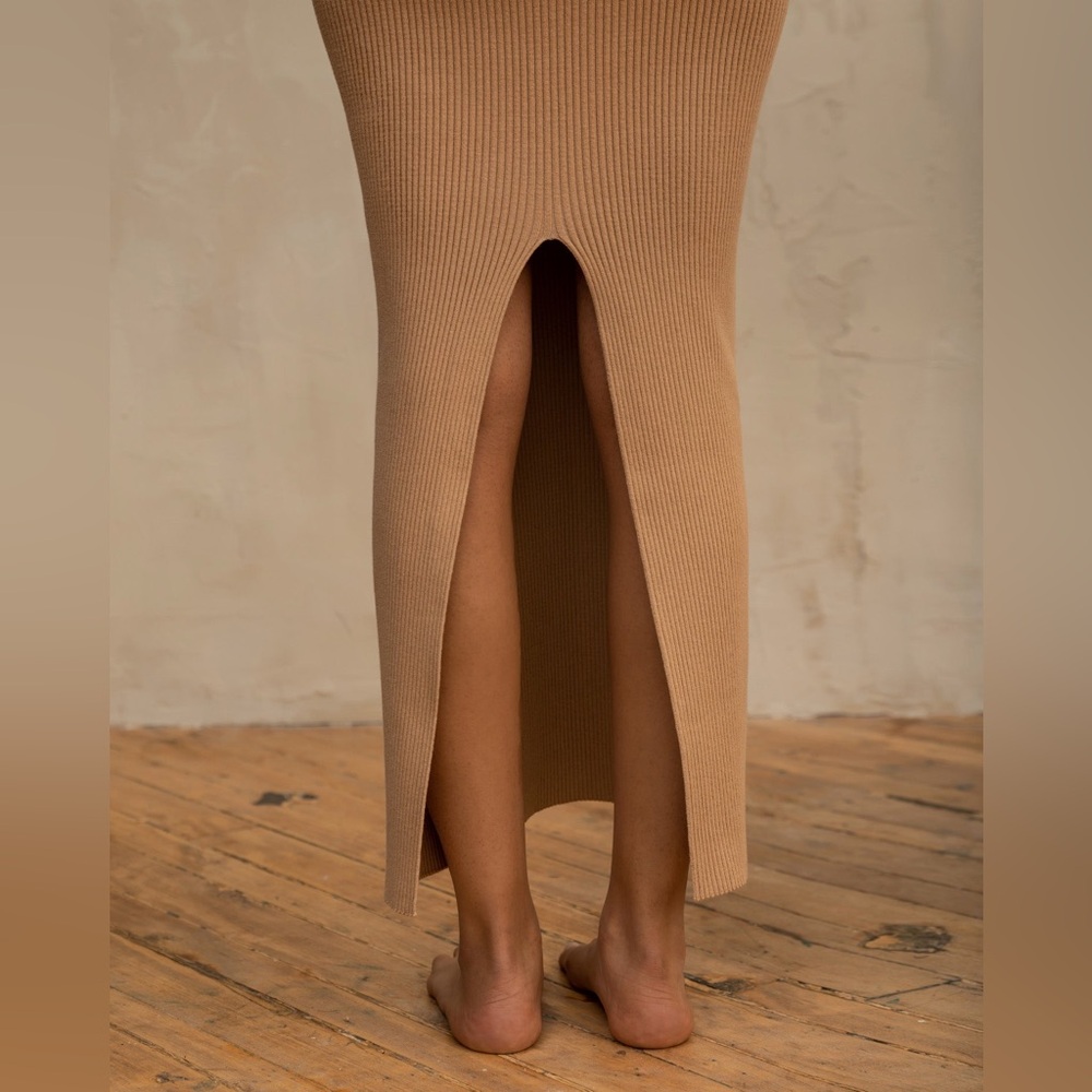 &OR COLLECTIVE top and skirt set - Picture 5 of 14